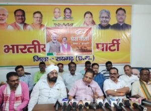 In Chhattisgarh Mission 2023, Modi will be the only player?