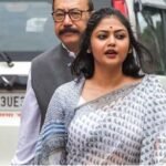 /20-rebel-mps-sayoni-ghosh-group-17-join-bjp-3-muslim-mps-support-nda